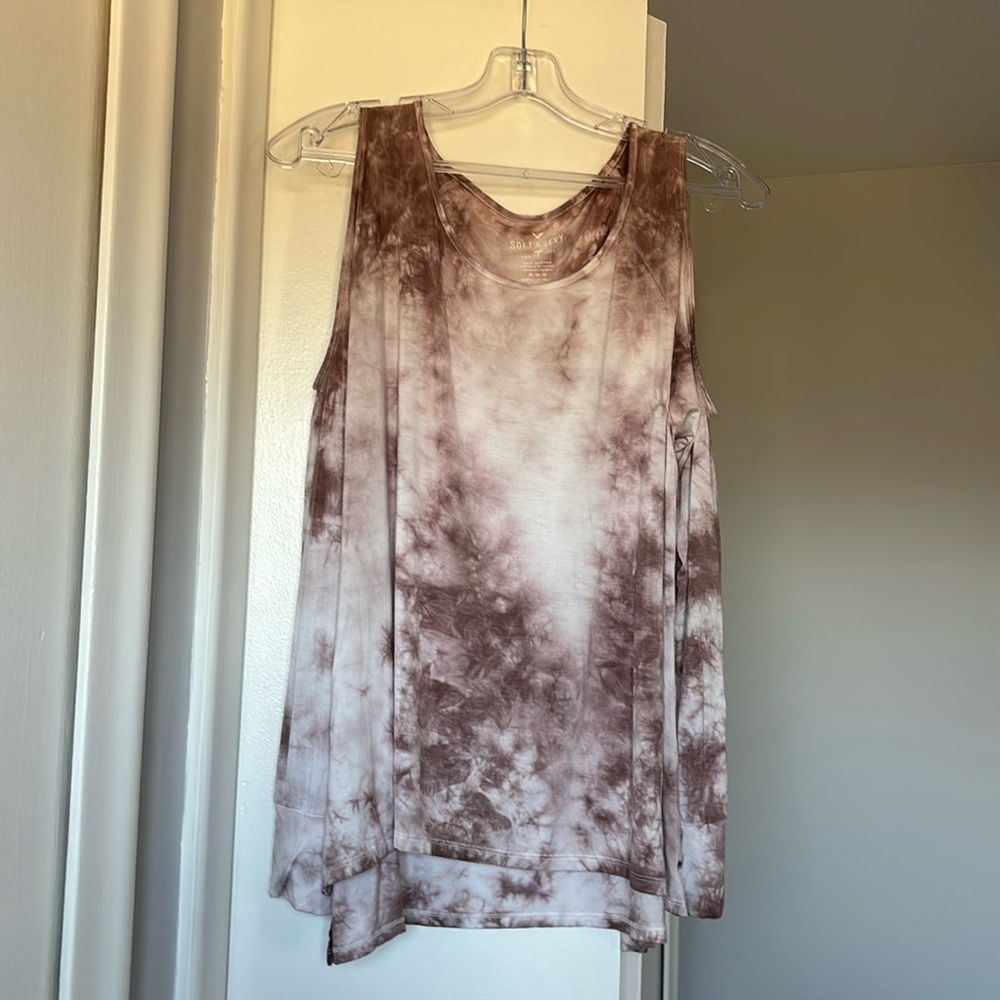 American Eagle Cold Shoulder Top